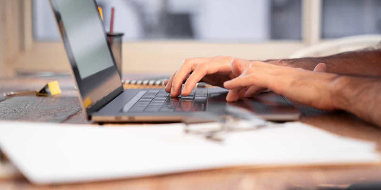 AI SEO Content: Should You Use AI for Content Creation?